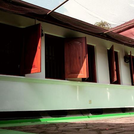 Randiyaepiliyagoda Resort Ависавела Екстериор снимка
