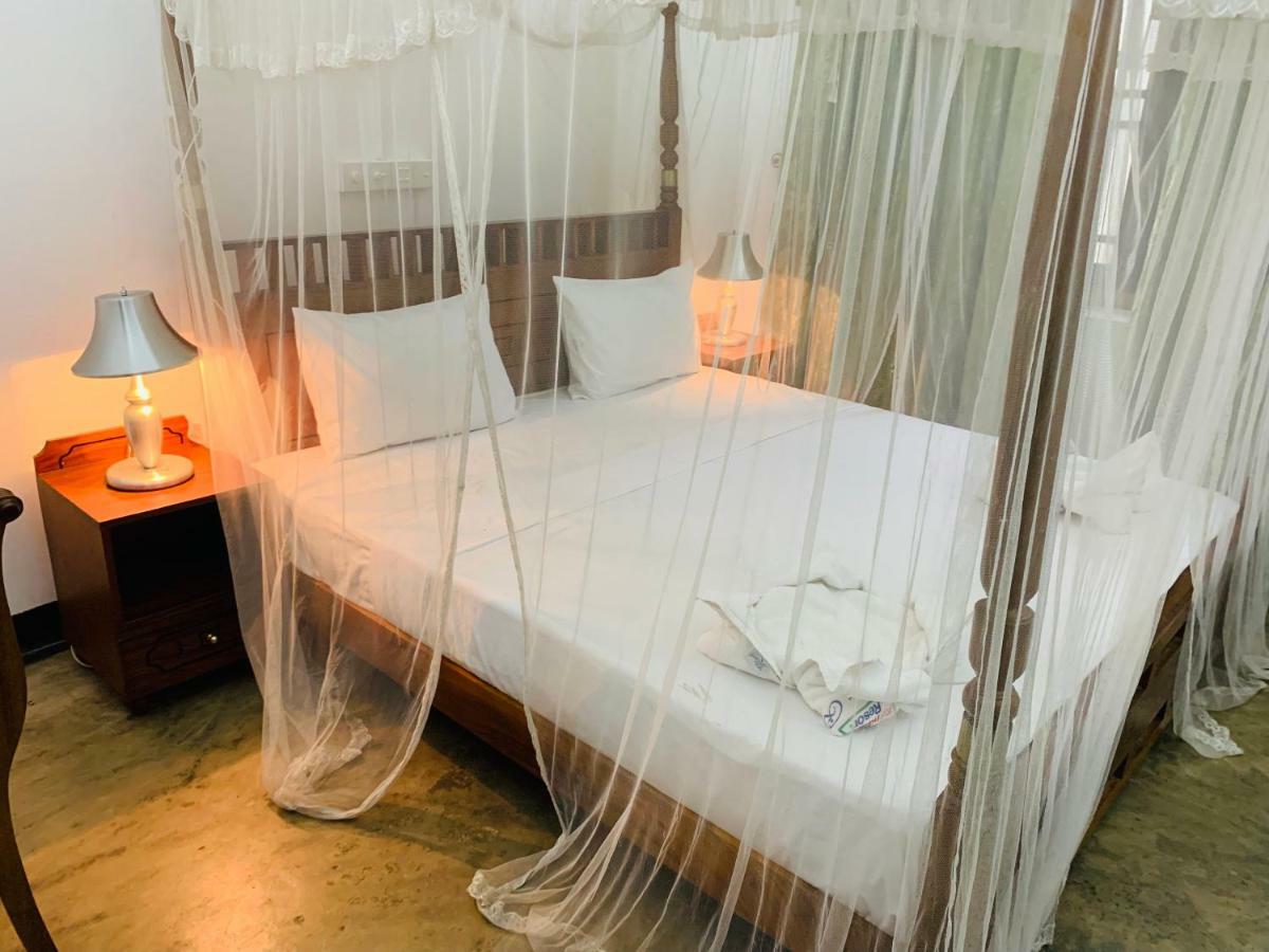Randiyaepiliyagoda Resort Ависавела Екстериор снимка